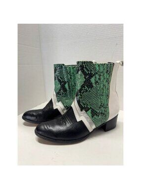 The MIT Last NYC Green Snakeskin Leather Western Ankle Boots Size 38 7.5